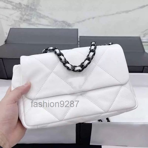 designer bags ladies 30cm/26cm glitter bag quality calfskin coral white shoulder bags ruthenium metal chain classic handbag inimitabl
designer bags ladies 30cm/26cm glitter bag quality calfskin coral white shoulder bags ruthenium metal chain classic handbag inimitabl