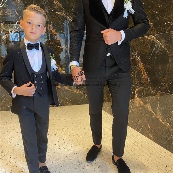 men's suits blazers shinny mens suits shawl lapel groom wedding tuxedos 3 pieces set male prom blazer terno masculino father and son ki, White;black
men's suits blazers shinny mens suits shawl lapel groom wedding tuxedos 3 pieces set male prom blazer terno masculino father and son ki, White;black