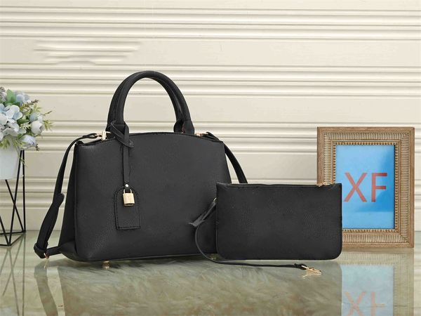 brand designers women casual tote bag handbags famous classic bags ladies handbag large monograms pu leather shoulder clutch bag 6ap6196
brand designers women casual tote bag handbags famous classic bags ladies handbag large monograms pu leather shoulder clutch bag 6ap6196