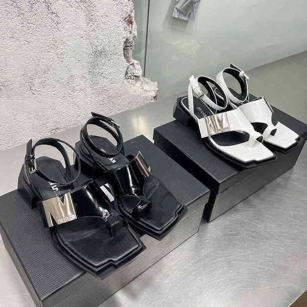 metal slippers geometric flat bottom fashion buckle clip on sandals women's summer roman style thick heel slippers eun1, Black
metal slippers geometric flat bottom fashion buckle clip on sandals women's summer roman style thick heel slippers eun1, Black