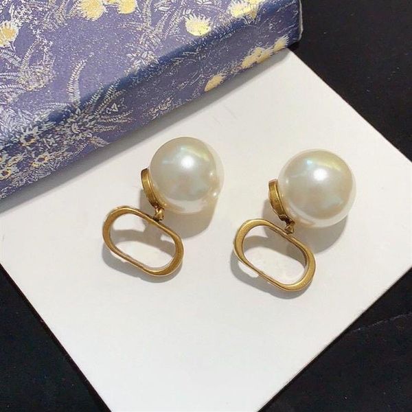 have stamp fashion hoop pearl earrings aretes orecchini for women party wedding lovers gift jewelry engagement with box2510, Golden;silver
have stamp fashion hoop pearl earrings aretes orecchini for women party wedding lovers gift jewelry engagement with box2510, Golden;silver