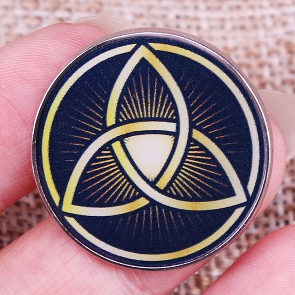other fashion accessories triquetra enamel pin celtic trinity knot badge brooch backpack decoration jewelry, Silver
other fashion accessories triquetra enamel pin celtic trinity knot badge brooch backpack decoration jewelry, Silver