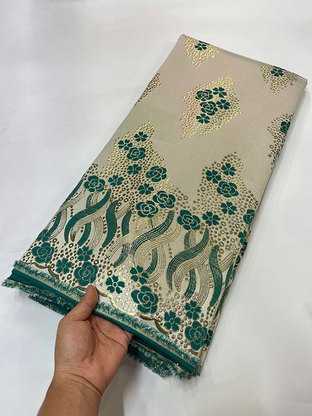 2022 latest african tulle lace fabric 5 yards nigerian jacquard brocade lace comfortable for party wedding cloth y2721, Black;white
2022 latest african tulle lace fabric 5 yards nigerian jacquard brocade lace comfortable for party wedding cloth y2721, Black;white