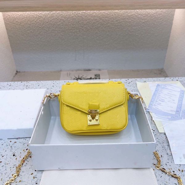 woman designer bag mini envelope shoulder bags with embossed pattern lady luxury handbags metallic chains women fashion handbag
woman designer bag mini envelope shoulder bags with embossed pattern lady luxury handbags metallic chains women fashion handbag