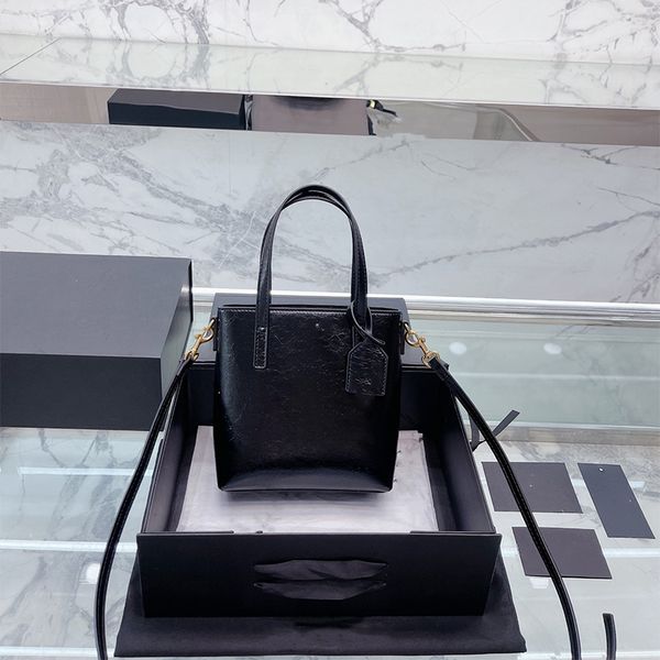 fashion luxury designer bag womens the tote bag shoulder bags totes wallets black leather designers handbags lady crossbody purse shopping h
fashion luxury designer bag womens the tote bag shoulder bags totes wallets black leather designers handbags lady crossbody purse shopping h