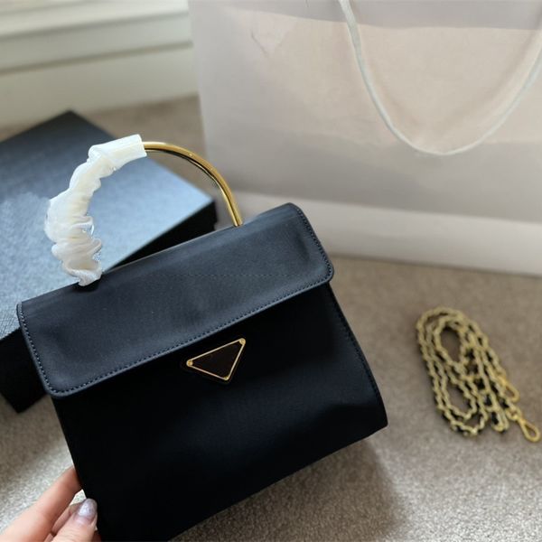 senior quality designer bags crossbody bag women medieval ring handbag leather tote bag classic black size 21cm
senior quality designer bags crossbody bag women medieval ring handbag leather tote bag classic black size 21cm