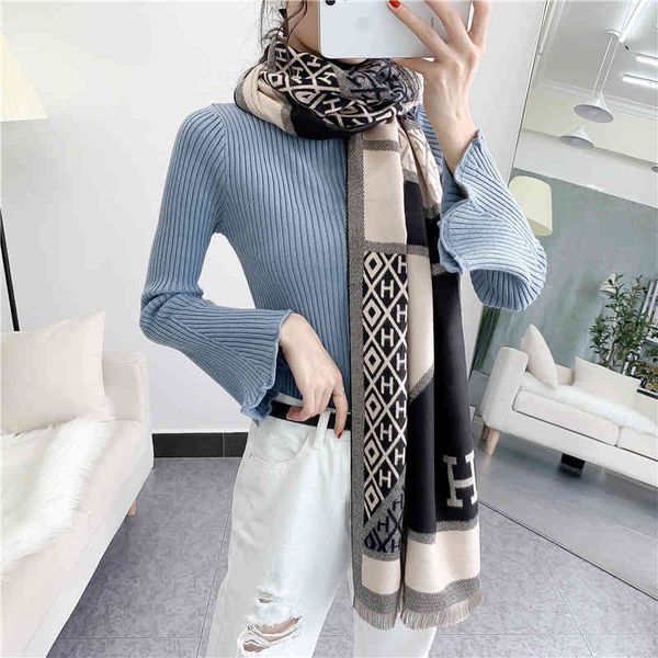 design scarf korean autumn and scarf 2021 new sweet imitation cashmere air conditioning room shawl women's warm bib, Blue;gray
design scarf korean autumn and scarf 2021 new sweet imitation cashmere air conditioning room shawl women's warm bib, Blue;gray