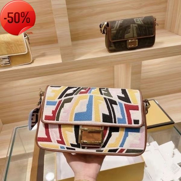 designer bags evening clutches bag women's 2022 new french jacquard embroidery letter artote purses ladies handbags factory wholesale
designer bags evening clutches bag women's 2022 new french jacquard embroidery letter artote purses ladies handbags factory wholesale