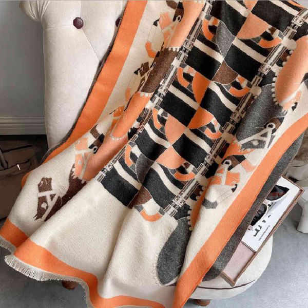 design 2021 new autumn and imitation cashmere jacquard scarf decoration lengthened short beard tassel bib, Blue;gray
design 2021 new autumn and imitation cashmere jacquard scarf decoration lengthened short beard tassel bib, Blue;gray
