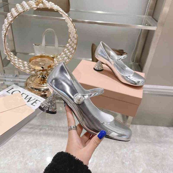 sandals women patent leather evening heels pearls shallow mary jane shoes designer spike chaussure femme, Black
sandals women patent leather evening heels pearls shallow mary jane shoes designer spike chaussure femme, Black