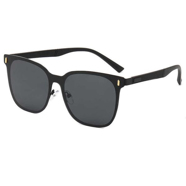 2022 new men s polarized sunglasses fashion large frame metal sunglasses women s fashion rice nail glasses, White;black
2022 new men s polarized sunglasses fashion large frame metal sunglasses women s fashion rice nail glasses, White;black