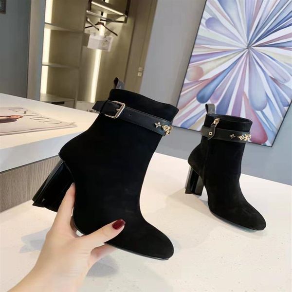 2022 booties womens luxury designer boots black leather women ankle shoes high heel tall pumps martin short snow knee botto253e
2022 booties womens luxury designer boots black leather women ankle shoes high heel tall pumps martin short snow knee botto253e
