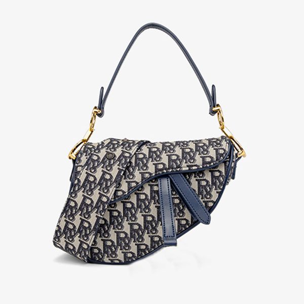 2022 designer women luxury leather saddles bag handbags ladies crossbody one shoulder evening bags magnetic metal pendant
2022 designer women luxury leather saddles bag handbags ladies crossbody one shoulder evening bags magnetic metal pendant