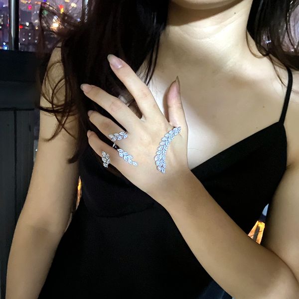 bangle cubic zirconia wheat ear leaf hand palm bracelet 925 silver plated jewelry trendy lets for women 220909, Black
bangle cubic zirconia wheat ear leaf hand palm bracelet 925 silver plated jewelry trendy lets for women 220909, Black