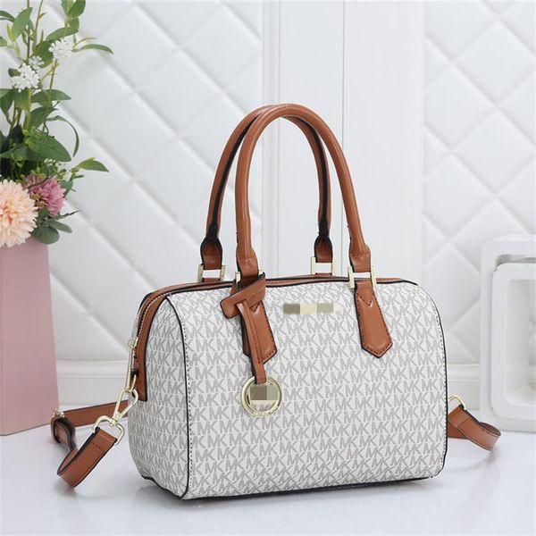 women messenger bag classic style fashion flags bags shoulder bags lady totes handbags michaels kor mks 2003
women messenger bag classic style fashion flags bags shoulder bags lady totes handbags michaels kor mks 2003
