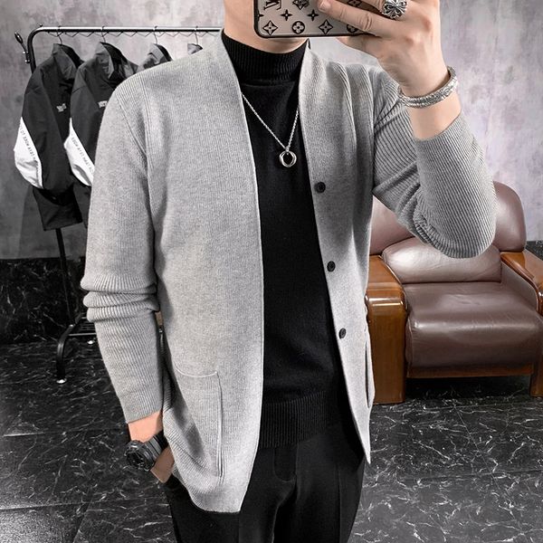 men s sweaters hombre cardigan male single breasted chenille men knit coat fashion solid color man s 3xl 220909, White;black
men s sweaters hombre cardigan male single breasted chenille men knit coat fashion solid color man s 3xl 220909, White;black