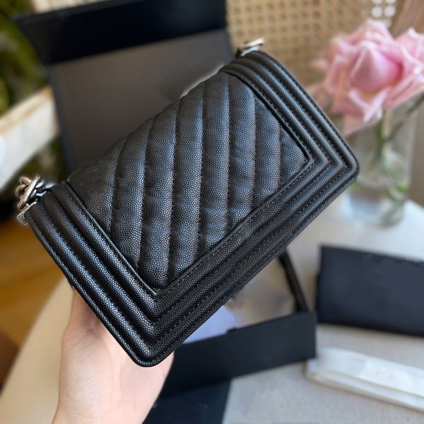 classic mini boy caviar vinatge bags calfskin genuine leather quilted aged silver hardware chain strap crossbody shoulder womens designer
classic mini boy caviar vinatge bags calfskin genuine leather quilted aged silver hardware chain strap crossbody shoulder womens designer