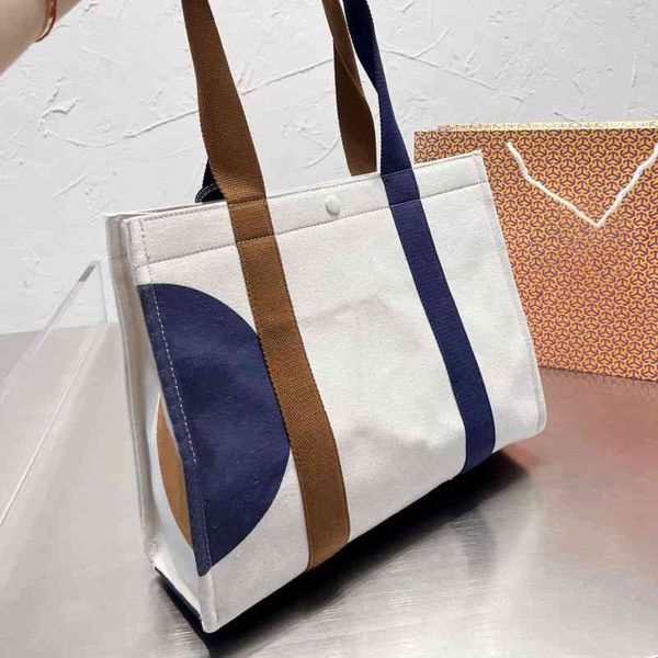 designer luxury women the tote bag fashion versatile handbags shoulder crossbody bags purse tories totes large capacity saddle wallets 7a mu
designer luxury women the tote bag fashion versatile handbags shoulder crossbody bags purse tories totes large capacity saddle wallets 7a mu