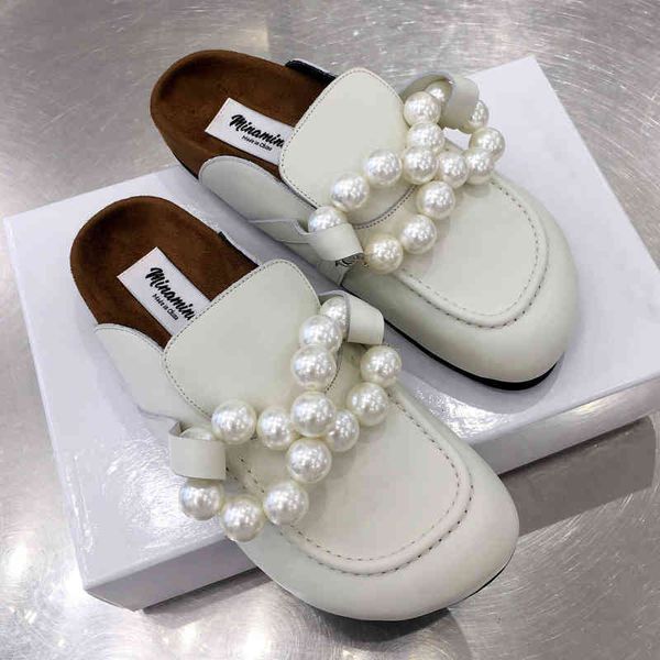 wear slippers women sandals outside in summer. in the pearl baotou flat bottom is worn on one foot and lear lofoo muller ss4v, Black
wear slippers women sandals outside in summer. in the pearl baotou flat bottom is worn on one foot and lear lofoo muller ss4v, Black