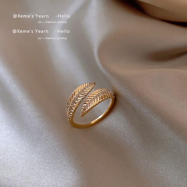 2022 new high-grade micro zircon gold color leaf adjustable open ring korean fashion jewelry for womans party accessories gift, Golden;silver
2022 new high-grade micro zircon gold color leaf adjustable open ring korean fashion jewelry for womans party accessories gift, Golden;silver