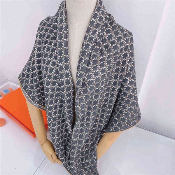 classic style 2022 autumn new arc triomphe old flower velvet cashmere generous scarf long shawl bib women's, Blue;gray
classic style 2022 autumn new arc triomphe old flower velvet cashmere generous scarf long shawl bib women's, Blue;gray