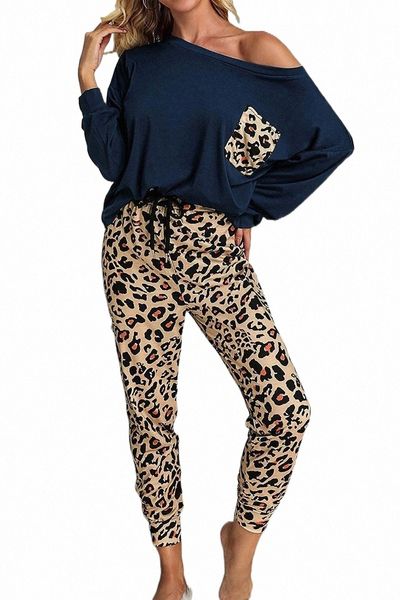 women's tracksuits autumn women's two piece sets casual front pocket long sleeve round neck slim leopard trousers female homewear, Gray
women's tracksuits autumn women's two piece sets casual front pocket long sleeve round neck slim leopard trousers female homewear, Gray
