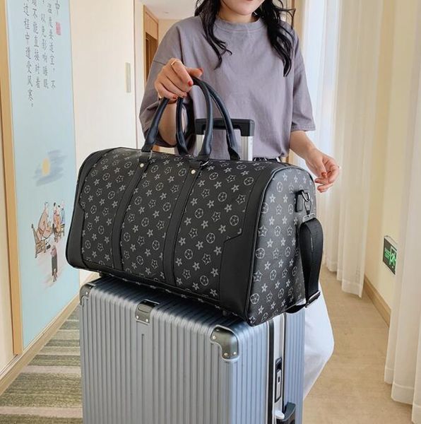 men duffle bag duffel bags luggage travelling bag women large capacity luggage bag baggage waterproof handbag casual travel bags
men duffle bag duffel bags luggage travelling bag women large capacity luggage bag baggage waterproof handbag casual travel bags