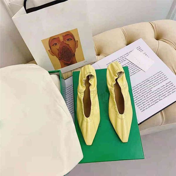 sandals transparent crystal witch single shoes early spring shallow mouth square head soft leather high heels elastic band fairy wedding, Black
sandals transparent crystal witch single shoes early spring shallow mouth square head soft leather high heels elastic band fairy wedding, Black
