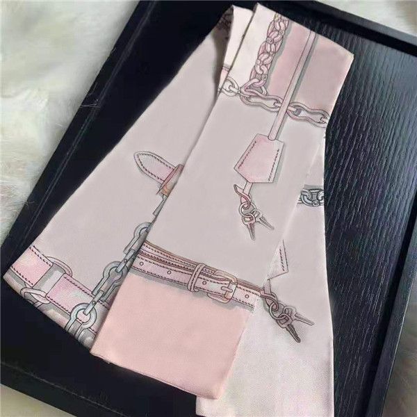 luxury designer design woman's scarf, fashion letter handbag scarves, neckties, hair bundles , silk material wraps size:8*120, Blue;gray
luxury designer design woman's scarf, fashion letter handbag scarves, neckties, hair bundles , silk material wraps size:8*120, Blue;gray