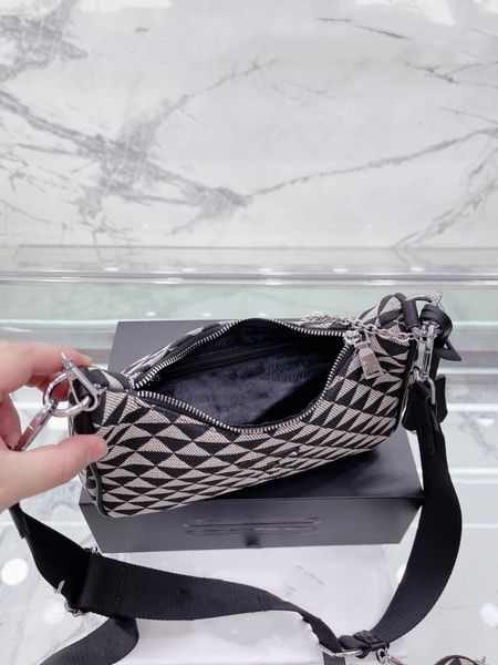 lady 5a quality 3 in 1 shoudler bags designer beach purse shoulder handbag soft messenger bag luxury wholesale removable handbags embossing
lady 5a quality 3 in 1 shoudler bags designer beach purse shoulder handbag soft messenger bag luxury wholesale removable handbags embossing
