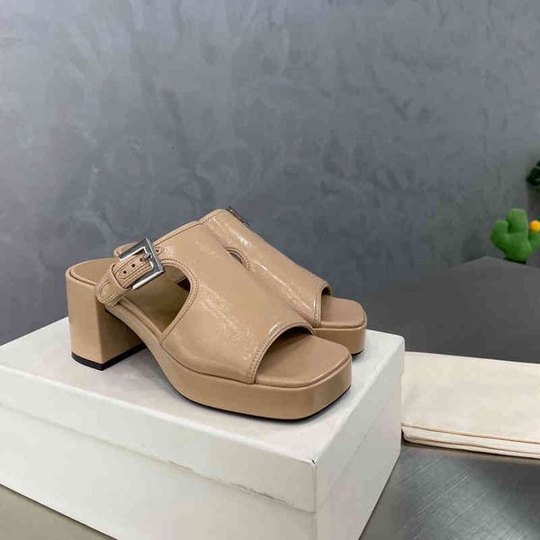 slippers summer women's shoes style fashion thick high heels soles versatile wear temperament word cool slippers, Black
slippers summer women's shoes style fashion thick high heels soles versatile wear temperament word cool slippers, Black