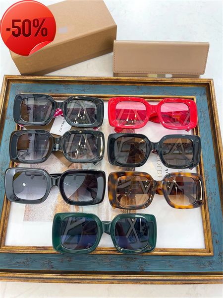 designer sunglasses new be fashion sunglass ins net red same plate box be4327 personalized men's and women's sunglass trend, White;black
designer sunglasses new be fashion sunglass ins net red same plate box be4327 personalized men's and women's sunglass trend, White;black