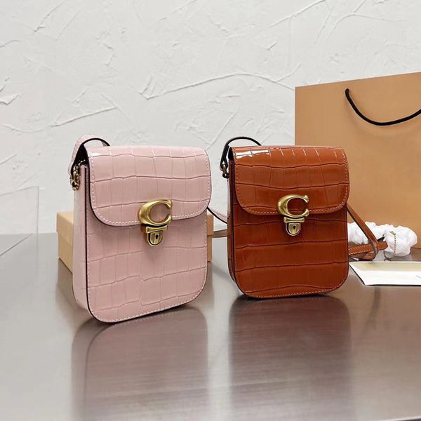 new leather mobile phone bag personality designer luxury messenger bag with box 18cm 159
new leather mobile phone bag personality designer luxury messenger bag with box 18cm 159