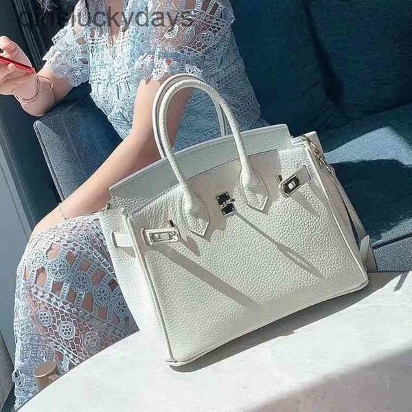 herme shoulder bags designer birkins handbag hong kong df chao brand h women's 2022 solid color lychee pattern
herme shoulder bags designer birkins handbag hong kong df chao brand h women's 2022 solid color lychee pattern