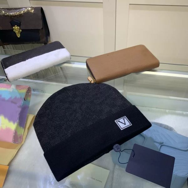 fashion embroidered style golf visor baseball cap women gorras sports luxurys hats for men designer hat hip hop snapback caps, Blue;gray
fashion embroidered style golf visor baseball cap women gorras sports luxurys hats for men designer hat hip hop snapback caps, Blue;gray