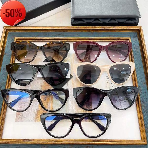 designer sunglasses xiaoxiangjia's new online celebrity the same cat's eye art ins sunglass women's versatile plain face fash, White;black
designer sunglasses xiaoxiangjia's new online celebrity the same cat's eye art ins sunglass women's versatile plain face fash, White;black