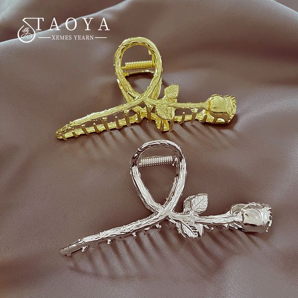 2022 new design sense metal rose shape back of head grab clip fashion jewelry hairpin woman's unusual headdress hair accessories, Slivery;golden
2022 new design sense metal rose shape back of head grab clip fashion jewelry hairpin woman's unusual headdress hair accessories, Slivery;golden