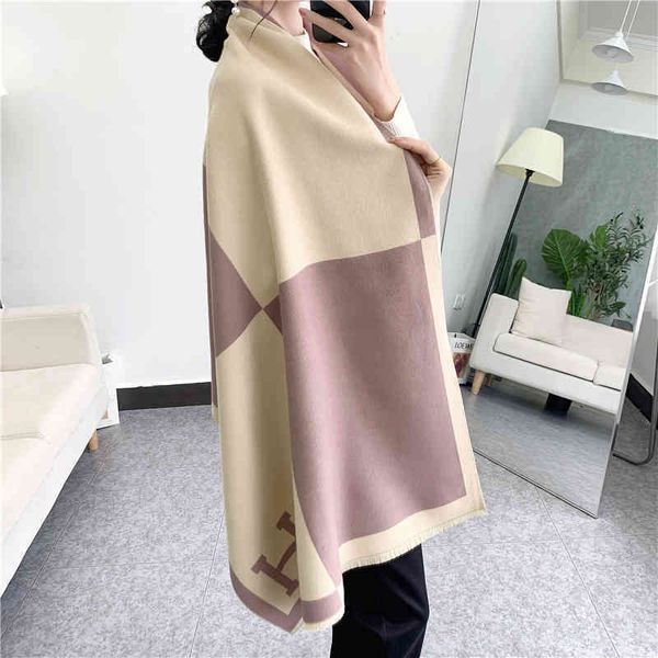 classic style 2022 new color matching scarf female korean student long thickened shawl imitation cashmere bib simple style, Blue;gray
classic style 2022 new color matching scarf female korean student long thickened shawl imitation cashmere bib simple style, Blue;gray