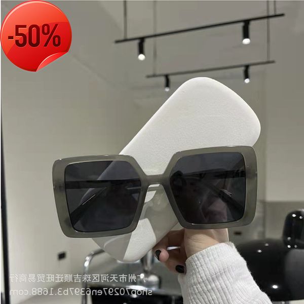 designer sunglasses 2022 new sunglass of family d women's square sunglass women's advanced feeling ing big face looks thin, White;black
designer sunglasses 2022 new sunglass of family d women's square sunglass women's advanced feeling ing big face looks thin, White;black