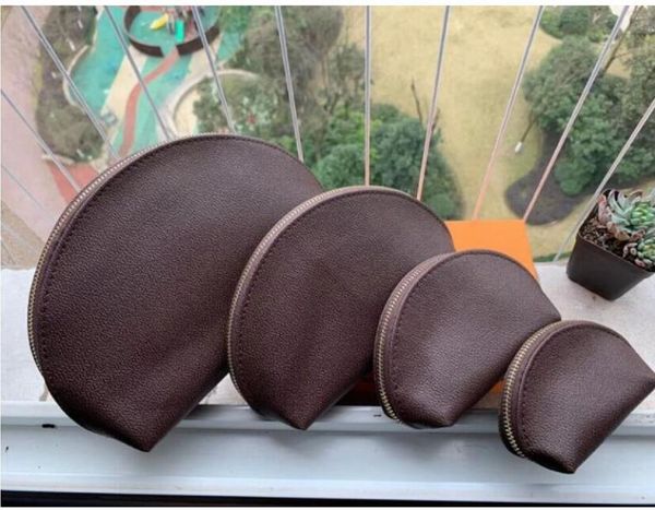 2022 new-brand old flower 4-piece set wash bag classic cosmetic bag makeip package clutch handbag luxury design wallet purse
2022 new-brand old flower 4-piece set wash bag classic cosmetic bag makeip package clutch handbag luxury design wallet purse
