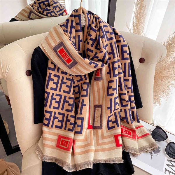 classic style 2022 new scarf thick imitation cashmere shawl women's korean version simple and versatile bib, Blue;gray
classic style 2022 new scarf thick imitation cashmere shawl women's korean version simple and versatile bib, Blue;gray