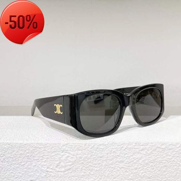 designer sunglasses arc de tiktok net red same plate personalized versatile women's sunglass cl40221i, White;black
designer sunglasses arc de tiktok net red same plate personalized versatile women's sunglass cl40221i, White;black