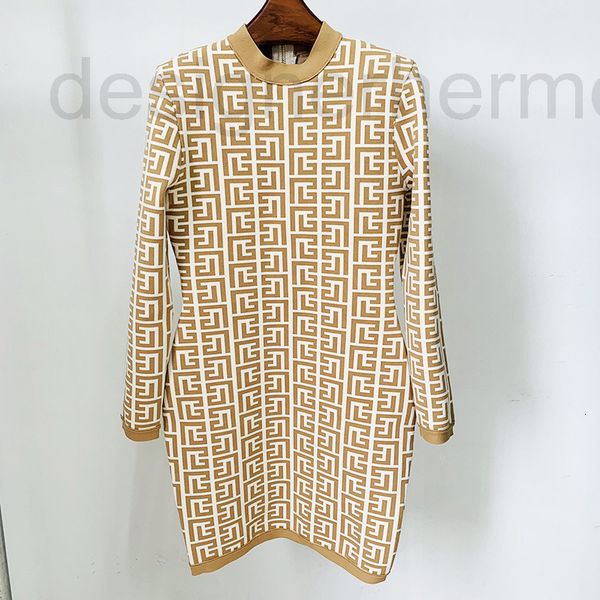casual dresses designer 2022 star fashion new maze pattern elastic knitting tight long sleeve dress 93cv, Black;gray
casual dresses designer 2022 star fashion new maze pattern elastic knitting tight long sleeve dress 93cv, Black;gray