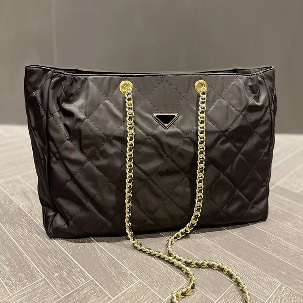 women designer tote bag fashion shopping bag woman super soft leather trim handbags gold chain shoulder bags lady black light and versatile
women designer tote bag fashion shopping bag woman super soft leather trim handbags gold chain shoulder bags lady black light and versatile
