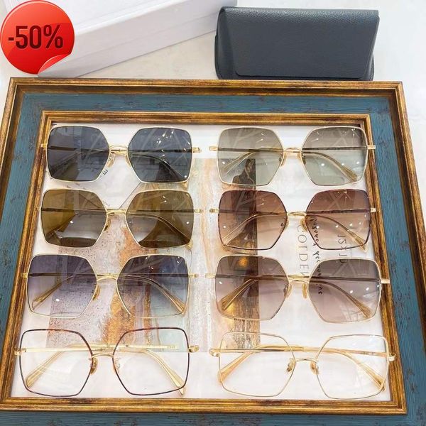 designer sunglasses 22 year new triumphal arch metal versatile large square optical glass men's fashion sunglass cl40078u, White;black
designer sunglasses 22 year new triumphal arch metal versatile large square optical glass men's fashion sunglass cl40078u, White;black