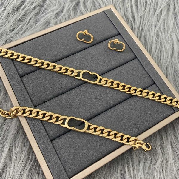 classic designer jewelry letter necklace bracelet earrings pure copper material couple wedding birthday gift274o, Black
classic designer jewelry letter necklace bracelet earrings pure copper material couple wedding birthday gift274o, Black