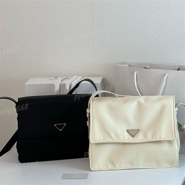 designer bag luxurys cross chain shoulder bag handbag fashion avant-garde men's and women's diagonal bag wallet260h
designer bag luxurys cross chain shoulder bag handbag fashion avant-garde men's and women's diagonal bag wallet260h