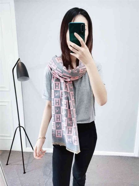 classic style autumn and new women's scarf imitation cashmere warm thickened shawl bib purpose 57k5, Blue;gray
classic style autumn and new women's scarf imitation cashmere warm thickened shawl bib purpose 57k5, Blue;gray