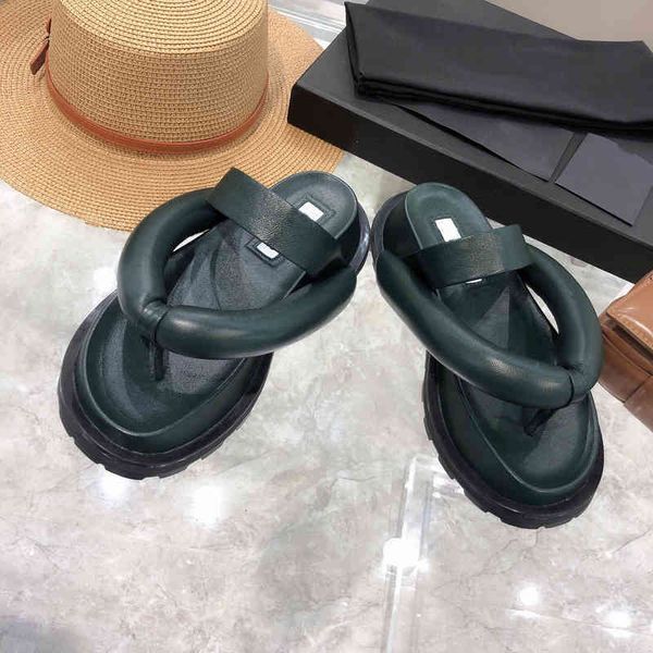 slippers herringbone slippers women's summer wear fashion flip flops bread thick bottom beach sandals ins trend, Black
slippers herringbone slippers women's summer wear fashion flip flops bread thick bottom beach sandals ins trend, Black
