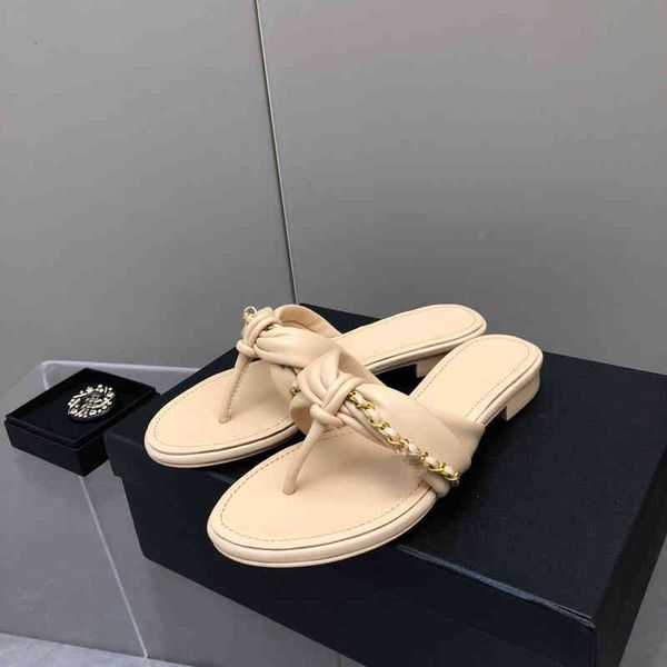 slippers soft sheepskin chain herringbone slippers women wear ladies' evening style flip flops, Black
slippers soft sheepskin chain herringbone slippers women wear ladies' evening style flip flops, Black